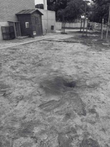 Estat anterior a la transformació del pati La Serreta