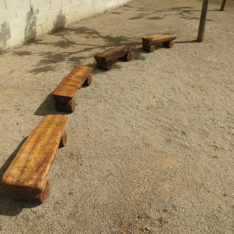 132_BANCS DE TRONCS